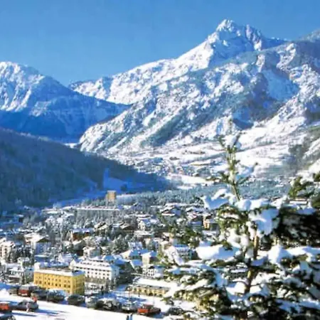 Con Vista Sulle Alpi *